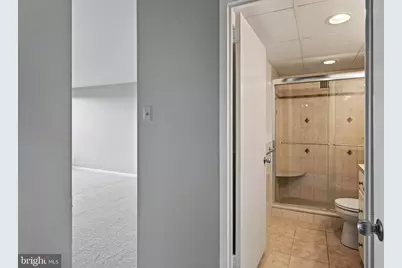 1001 City Avenue #EE-1021, Wynnewood, PA 19096 - Photo 31
