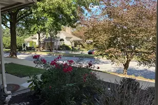 113 Foxmeadow Dr, Royersford, PA 19468 - Photo 15