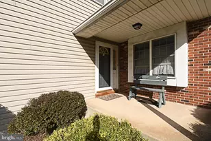 536 6th Street W, Pennsburg, PA 18073 - Photo 3