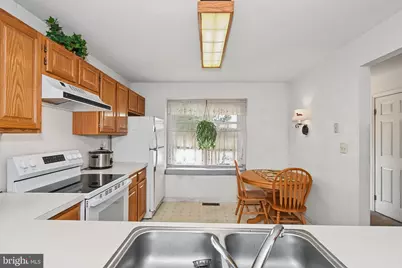 536 6th Street W, Pennsburg, PA 18073 - Photo 15