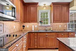 4 Woodstock Cir, Collegeville, PA 19426 - Photo 13