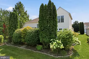 276 Goldenrod Dr, Upper Gwynedd, PA 19446 - Photo 59