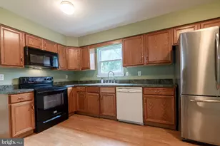 616 Jennifer Ln, Gilbertsville, PA 19525 - Photo 17