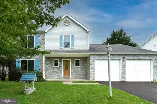 616 Jennifer Ln, Gilbertsville, PA 19525 - Photo 1