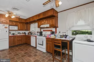 2105 Swamp Pike, Gilbertsville, PA 19525 - Photo 11