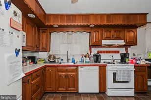 2105 Swamp Pike, Gilbertsville, PA 19525 - Photo 7