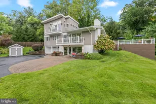 1242 County Line Rd, Wayne, PA 19087 - Photo 3