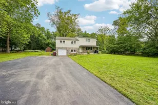 3235 Marilyn Ave, Norristown, PA 19403 - Photo 3