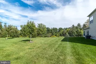 509 Jasmine Cir, Upper Gwynedd, PA 19446 - Photo 3