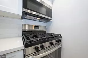 121 Stony Way St, Norristown, PA 19403 - Photo 11