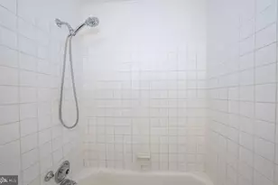 121 Stony Way St, Norristown, PA 19403 - Photo 31