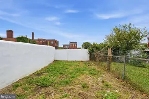 360 E Penn St, Norristown, PA 19401 - Photo 39