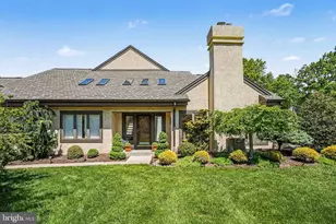 944 Hedgerow Ct, Blue Bell, PA 19422 - Photo 1