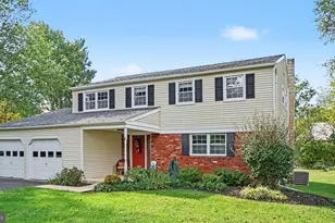 17 Teakwood Terrace, Norristown, PA 19403 - Photo 1