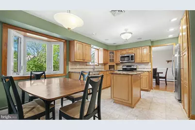 17 Teakwood Terrace, Norristown, PA 19403 - Photo 7