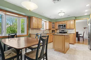 17 Teakwood Terrace, Norristown, PA 19403 - Photo 7