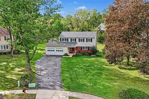 17 Teakwood Terrace, Norristown, PA 19403 - Photo 3