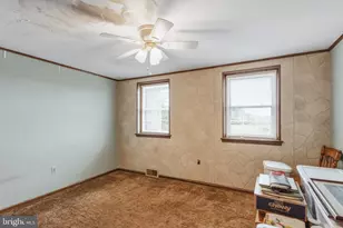 325 E Mt Kirk Ave, Eagleville, PA 19403 - Photo 19