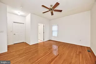 19 Stuart Dr, Norristown, PA 19401 - Photo 15