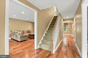 33 Sugar Maple Ln, Lafayette Hill, PA 19444 - Photo 5