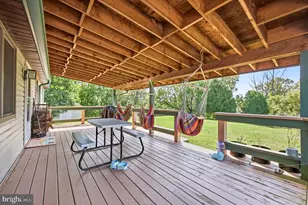 2070 Hendricks Station Rd, Harleysville, PA 19438 - Photo 3