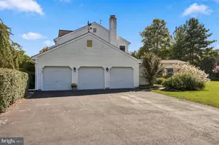 3004 Stuart Way, Lansdale, PA 19446 - Photo 5