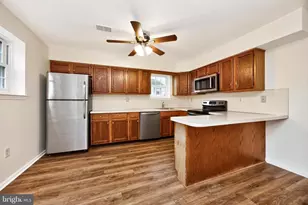 1704 Village Green Dr, Gilbertsville, PA 19525 - Photo 17