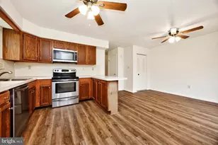 1704 Village Green Dr, Gilbertsville, PA 19525 - Photo 19