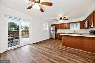 1704 Village Green Dr, Gilbertsville, PA 19525 - Photo 15