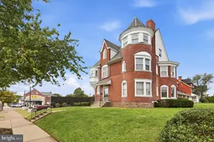300 S Broad St, Lansdale, PA 19446 - Photo 1