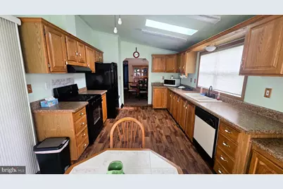 30 Juniper Court E, Harleysville, PA 19438 - Photo 11