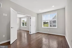 25 Tamarack Cir, Norristown, PA 19403 - Photo 9