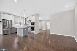 25 Tamarack Cir, Norristown, PA 19403 - Photo 13