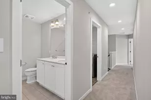 25 Tamarack Cir, Norristown, PA 19403 - Photo 19