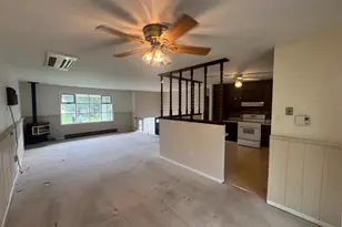 1170 Woodmere Dr, Pottstown, PA 19464 - Photo 7