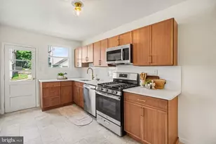 1407 Surrey Ln, Wynnewood, PA 19096 - Photo 13