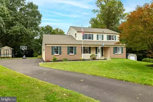 340 Arionne Dr, Hatboro, PA 19040 - Photo 3