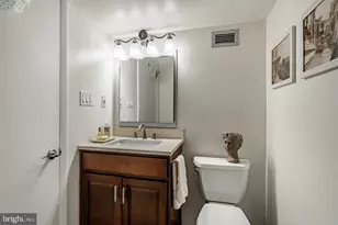 10719 Valley Forge Cir, King of Prussia, PA 19406 - Photo 27