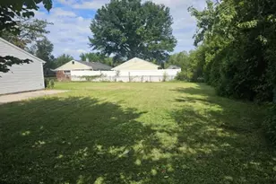 1353 Thomson Rd, Abington, PA 19001 - Photo 3