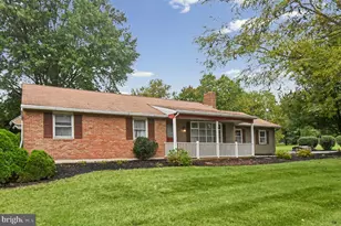 542 Moyer Rd, Souderton, PA 18964 - Photo 1