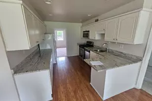 11 Azalea Cir, Lafayette Hill, PA 19444 - Photo 11