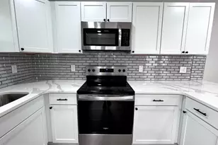37 W 2nd St, Pottstown, PA 19464 - Photo 17