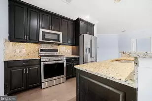 401 Carson Terrace, Huntingdon Valley, PA 19006 - Photo 3