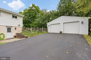 1602 Woodford Way, Blue Bell, PA 19422 - Photo 19