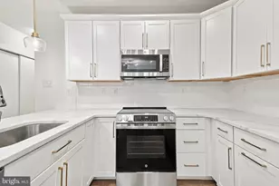 919 Riverplace Dr, Conshohocken, PA 19428 - Photo 3