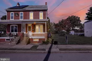 317 W Race St, Stowe, PA 19464 - Photo 3