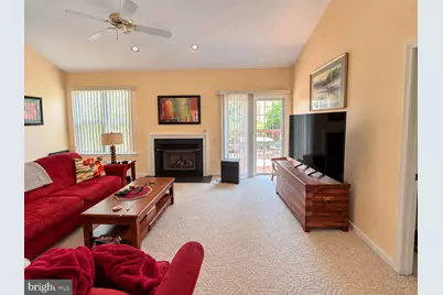 48 Wheatsheaf Lane, Norristown, PA 19403 - Photo 3