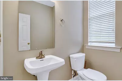 342 W 5th Avenue, Conshohocken, PA 19428 - Photo 9