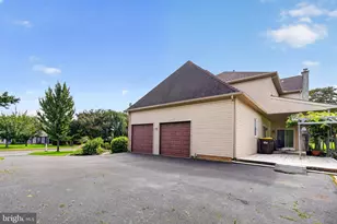 102 Trotter Ln, North Wales, PA 19454 - Photo 3
