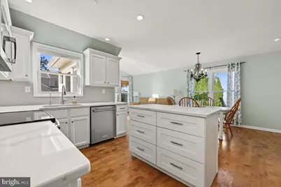 115 Abbey Drive, Royersford, PA 19468 - Photo 3